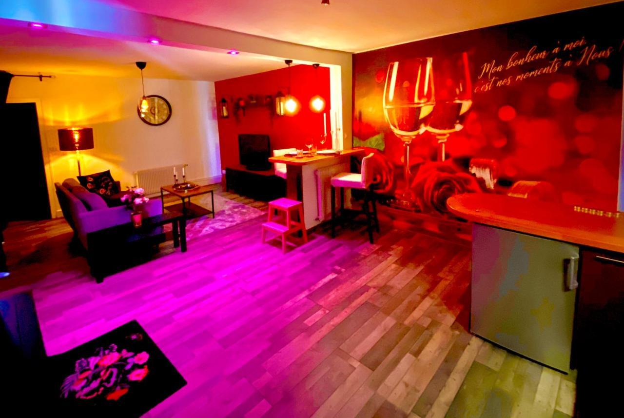 Suite Avec Jacuzzi Et Sauna Privee 에브뢰 외부 사진